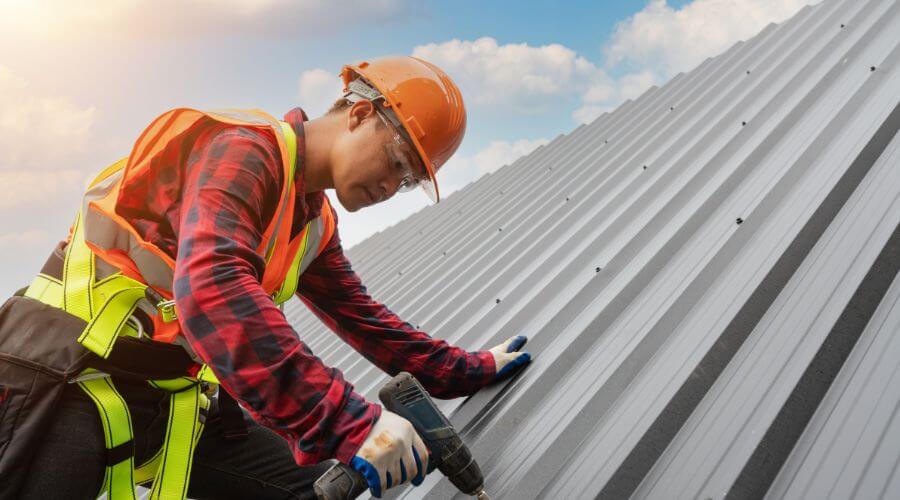 Expert top industrial roofings services in Milledgeville, IL